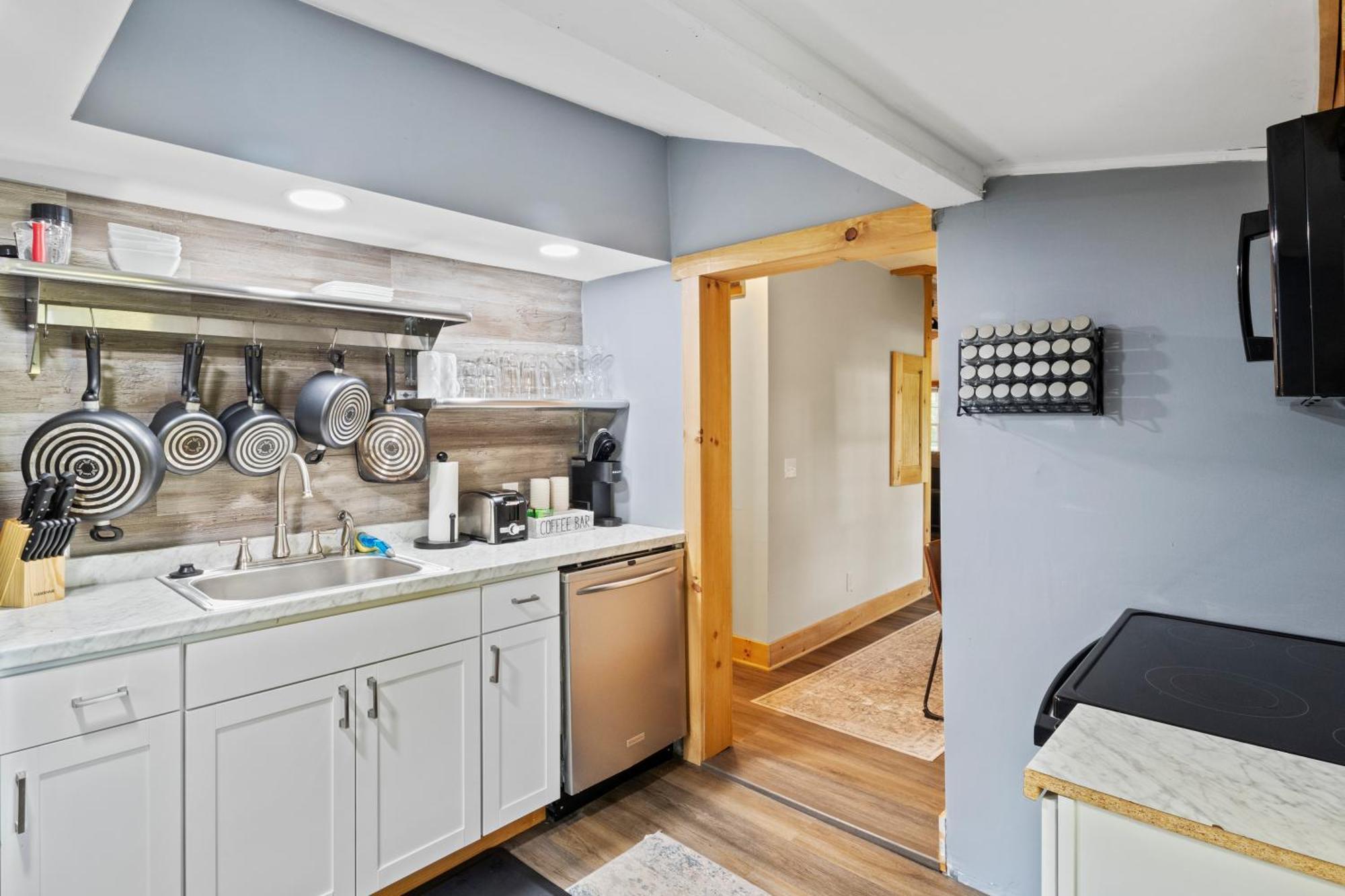 Cozy Home W/ King Bed & Lake Access Canandaigua Exteriör bild